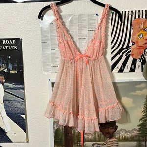 adorable victoria secret top